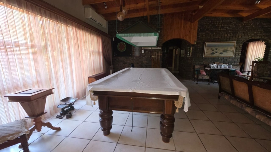 3 Bedroom Property for Sale in Hartbeesfontein North West